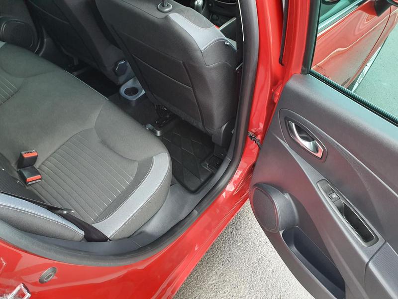 Renault Clio • 2013 • 156,000 km 5
