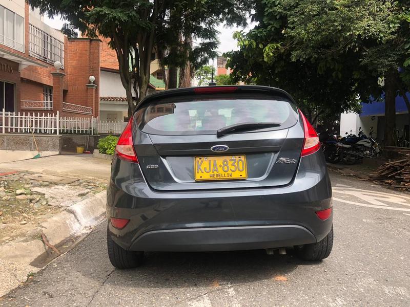 Ford Fiesta • 2011 • 75,000 km 9