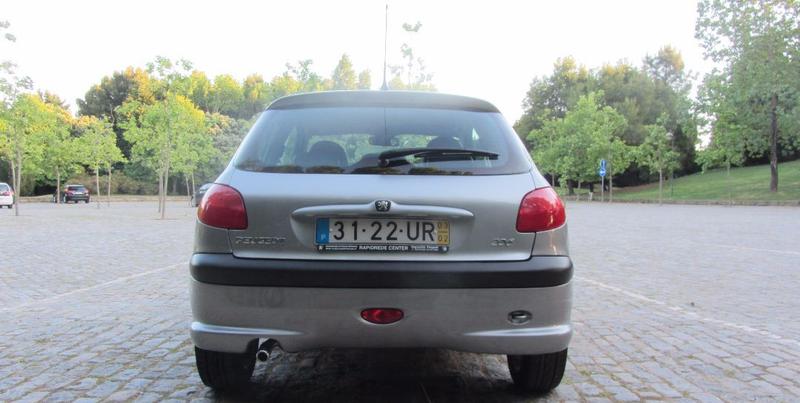 Peugeot 206 • 2003 • 35,650 km 2