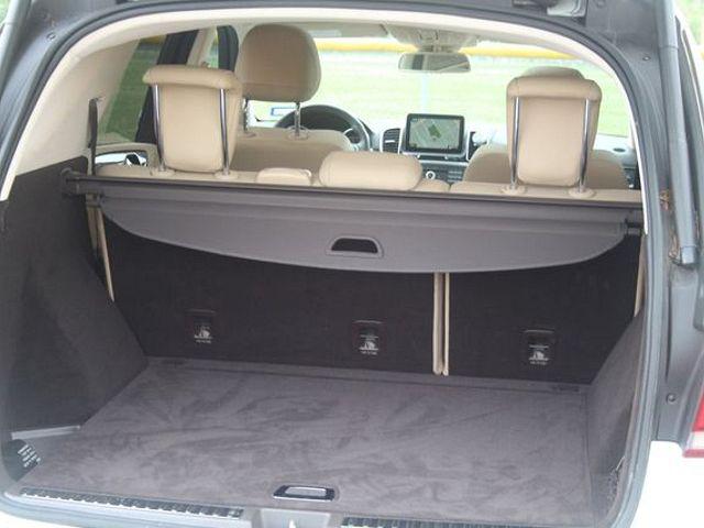 Mercedes-Benz 100 D • 2018 • 15 km 17