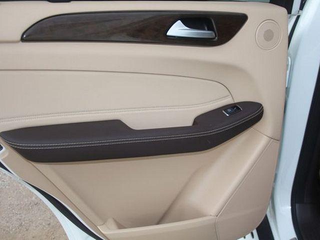 Mercedes-Benz 100 D • 2018 • 15 km 44