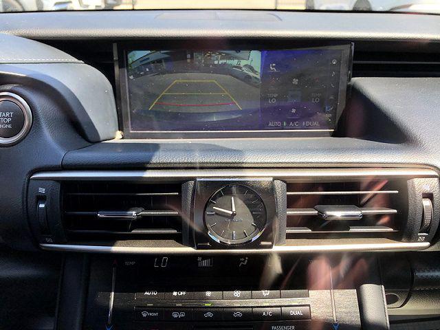 Lexus CT • 2018 • 29,983 km 7