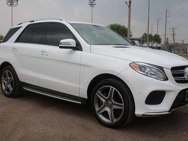 Mercedes-Benz 100 D • 2018 • 15 km 29