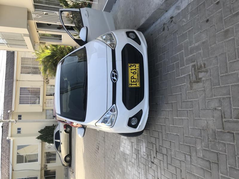 Hyundai i10 • 2015 • 99,701 km 10