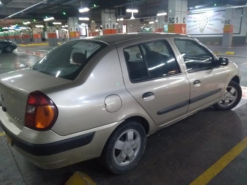Renault Express • 2004 • 135,000 km 8
