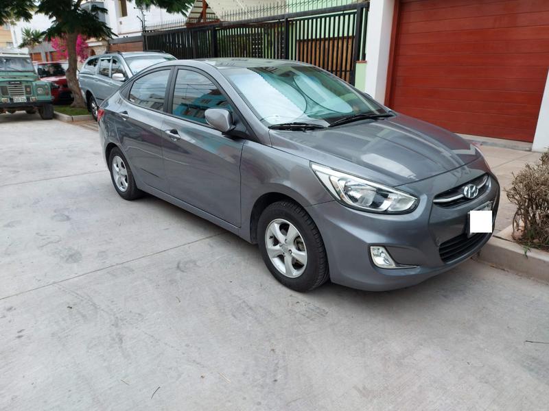 Hyundai Accent • 2015 • 63,000 km 6