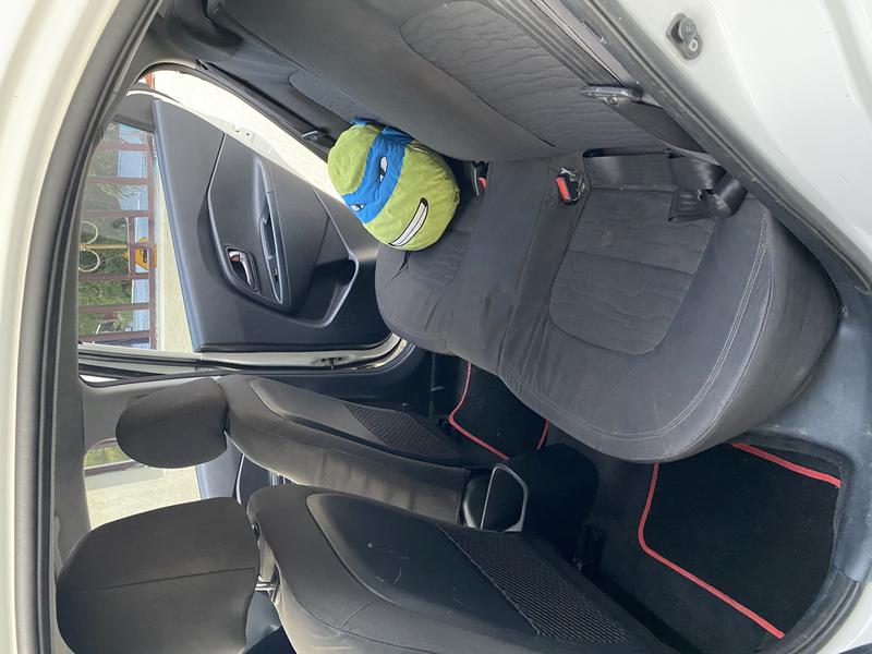 Kia Rio • 2016 • 153,000 km 8
