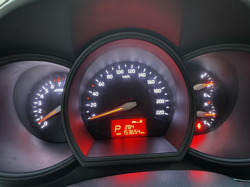 Kia Rio • 2016 • 153,000 km 3