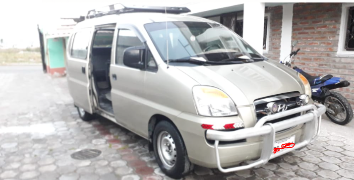 Hyundai H1 • 2006 • 280,000 km 4