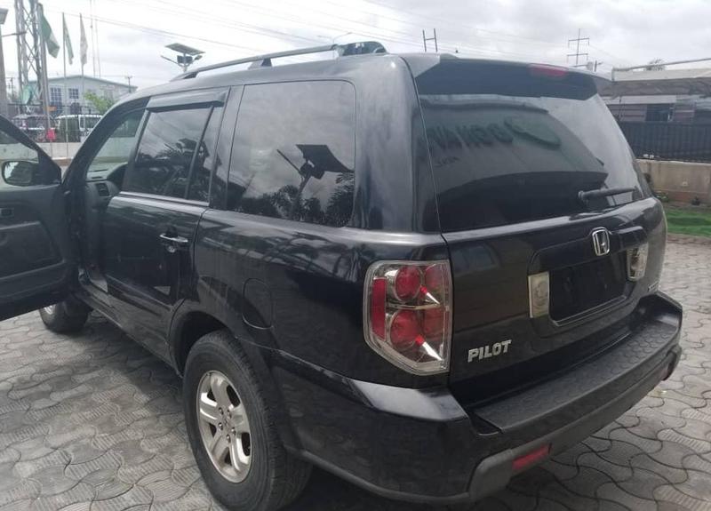 Honda Pilot • 2008 • 1,320 km 5