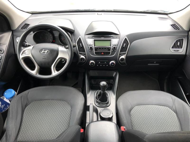 Hyundai Tucson • 2010 • 71,500 km 4