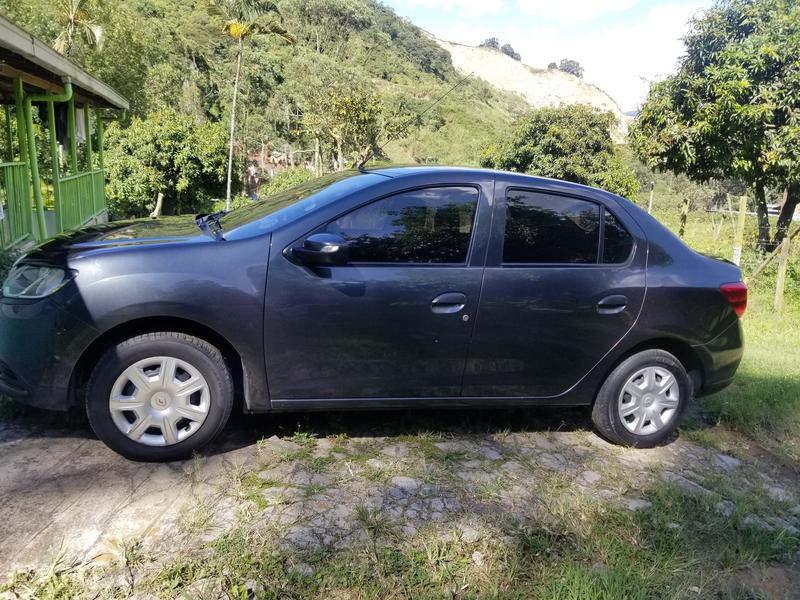Renault Logan • 2019 • 68,000 km 2