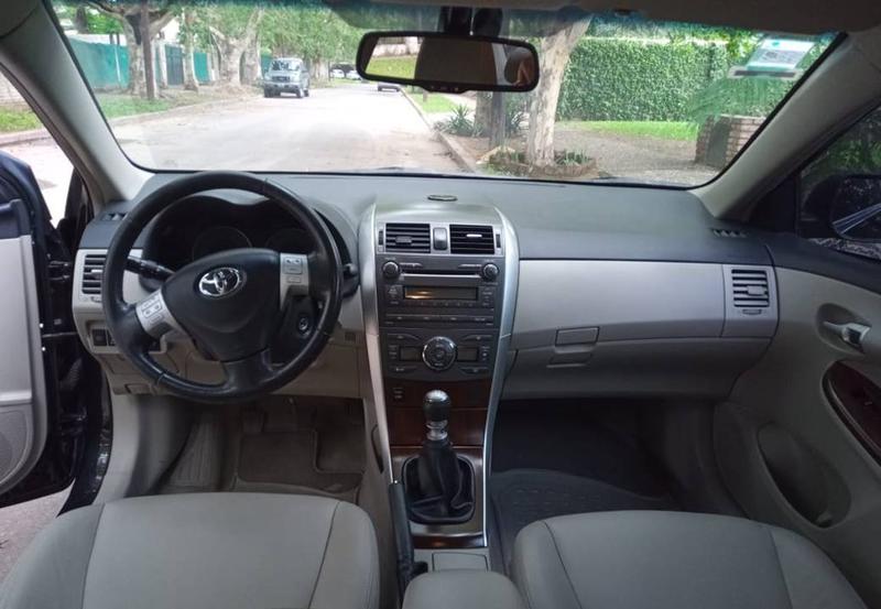 Toyota Corolla • 2011 • 80,000 km 2