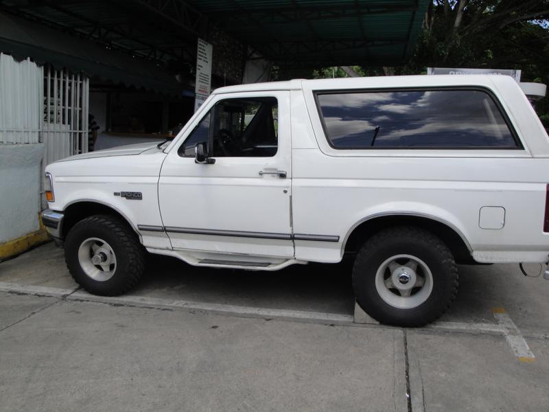 Ford 350 • 1993 • 100 km 4