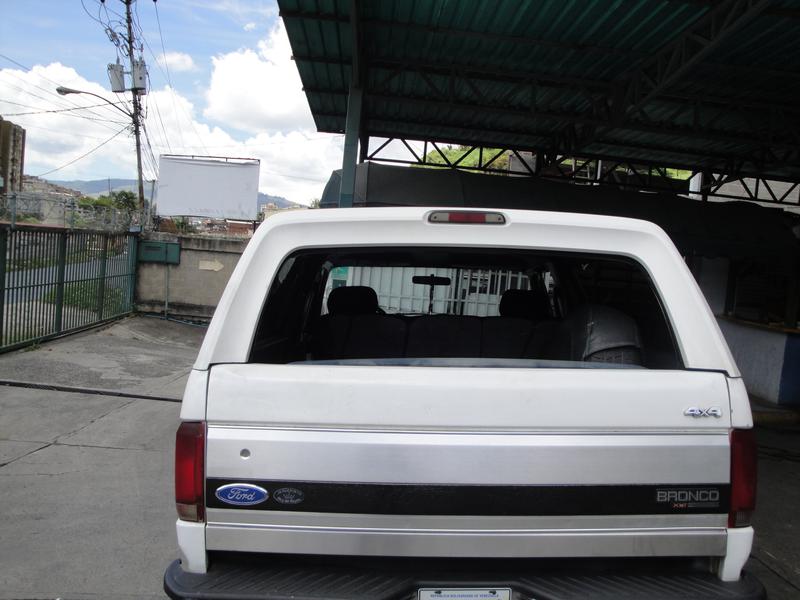 Ford 350 • 1993 • 100 km 5