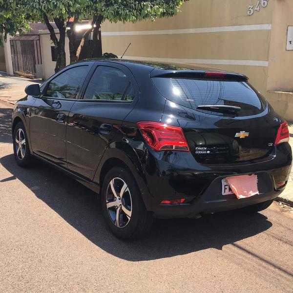 Chevrolet Onix • 2019 • 10,400 km 11