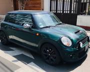 MINI Cooper • 2010 • 74,000 km 2