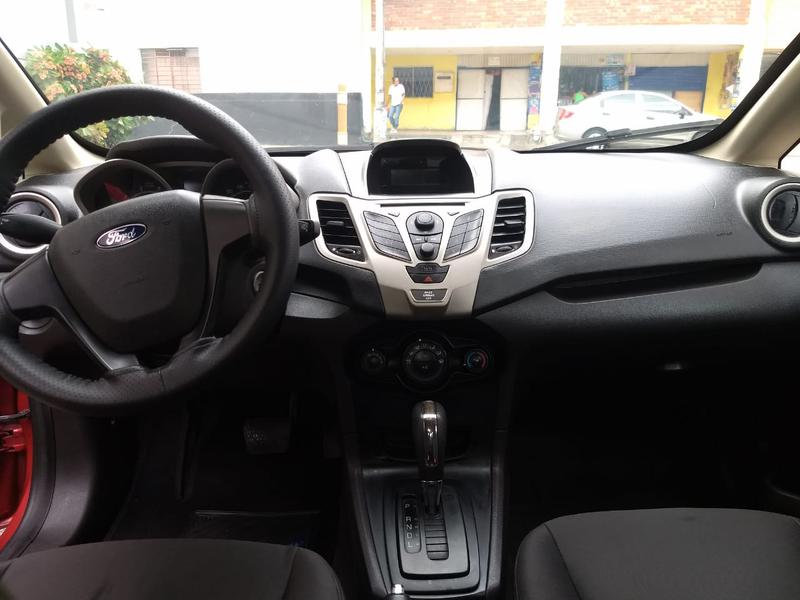 Ford Fiesta • 2011 • 127,500 km 3