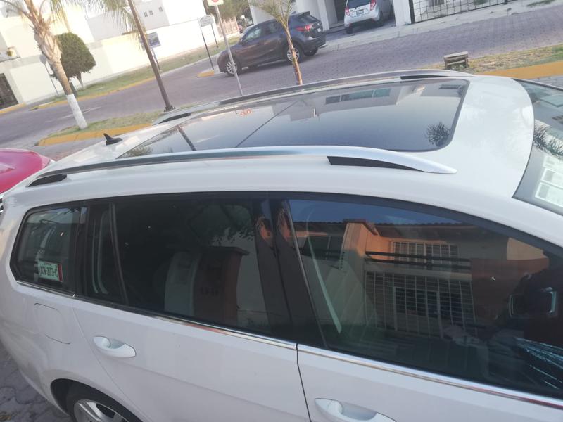 Volkswagen Golf Sportvan • 2016 • 15,000 km 3