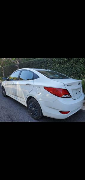 Hyundai Accent • 2015 • 113,671 km 4
