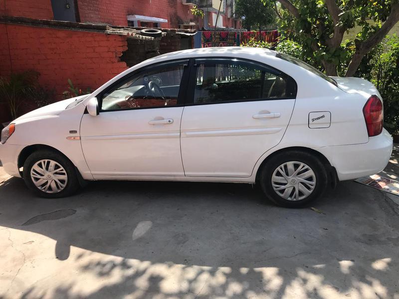 Hyundai Verna • 2007 • 15 km 1