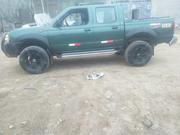 Nissan Frontier • 2002 • 1,100 km 3