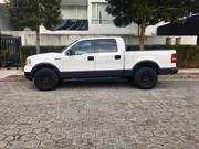 Ford F-150 • 2006 • 260,000 km 2