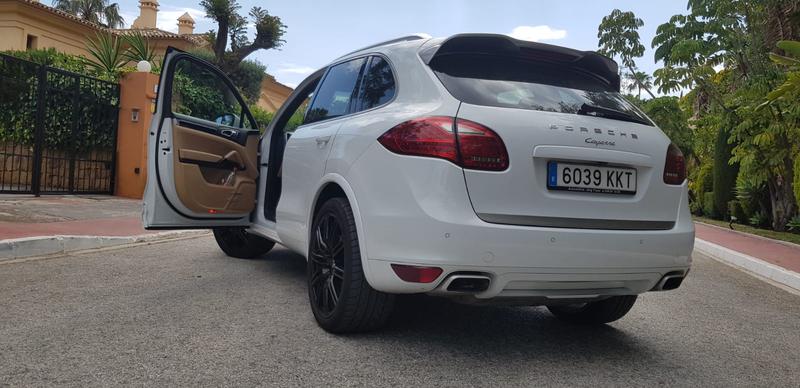 Porsche Cayenne • 2014 • 130,000 km 2