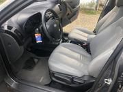 Hyundai Elantra • 2009 • 81,000 km 3
