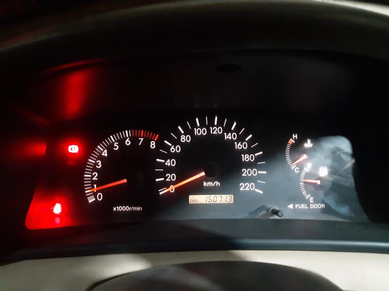 Toyota Corolla sedan • 2005 • 151,000 km 1