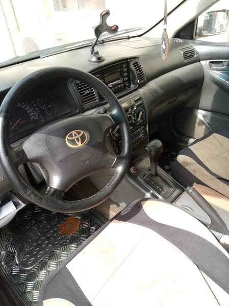 Toyota  • 2006 • 224,100 km 4