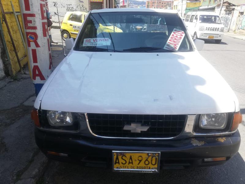 Chevrolet Luv • 1986 • 300,000 km 10