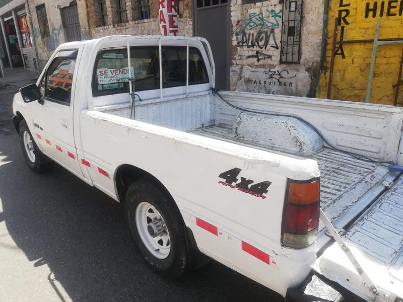 Chevrolet Luv • 1986 • 300,000 km 4