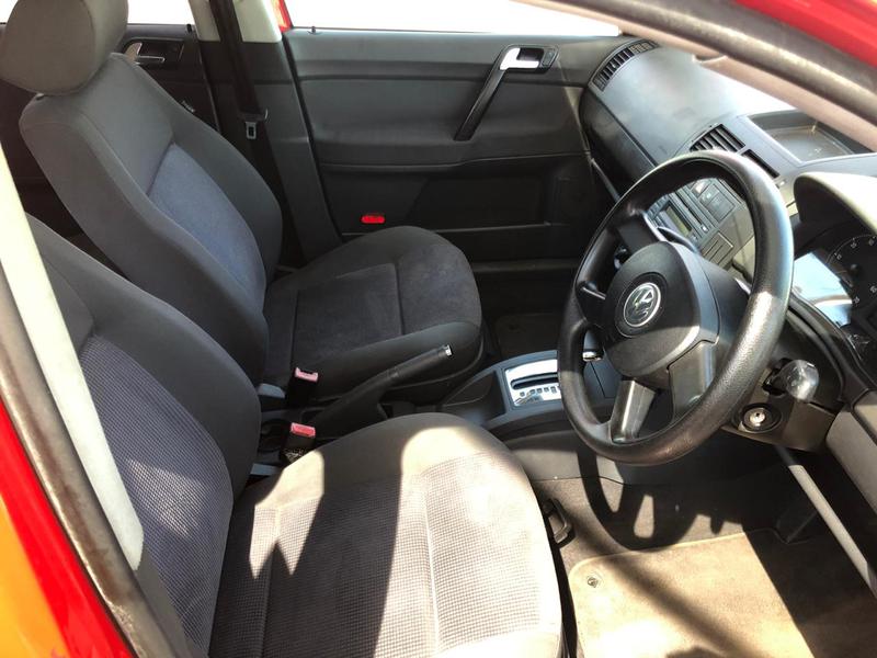 Volkswagen Polo • 2005 • 51,000 km 8