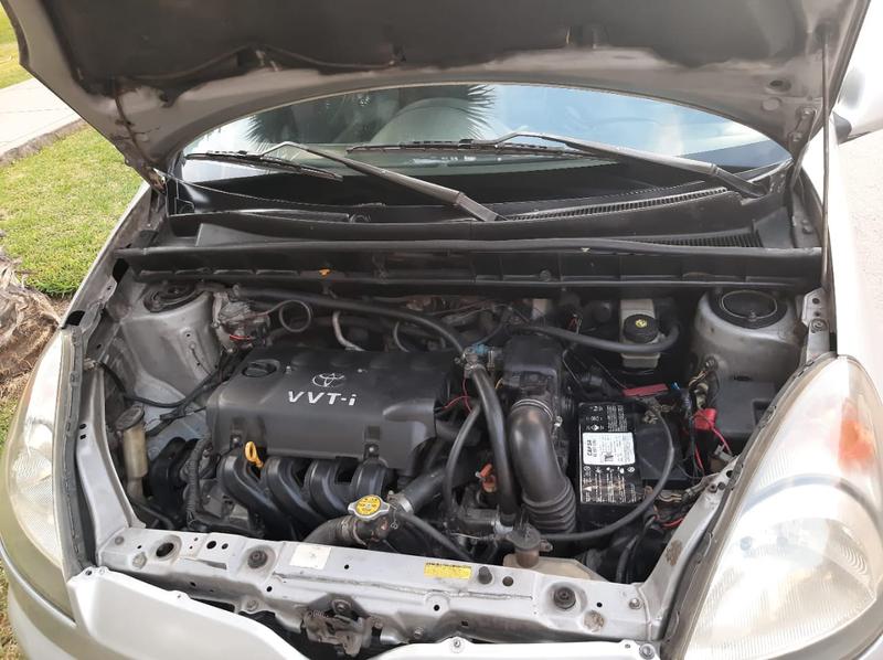 Toyota Yaris • 2002 • 120,000 km 7