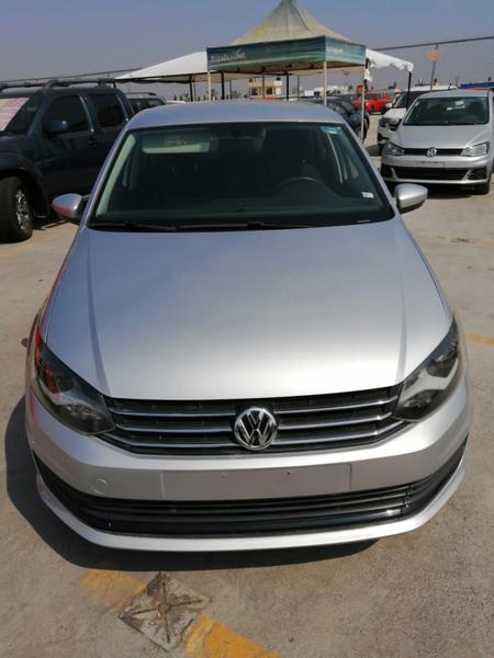 Volkswagen Vento • 2018 • 25,689 km 1