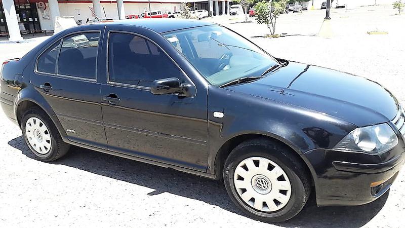 Volkswagen Jetta • 2015 • 73,329 km 2