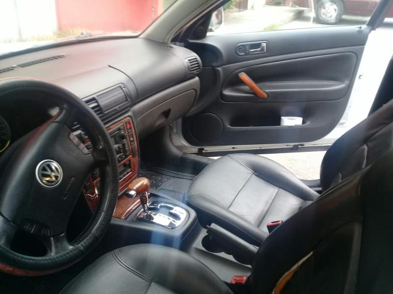 Volkswagen Passat • 2002 • 119,000 km 2