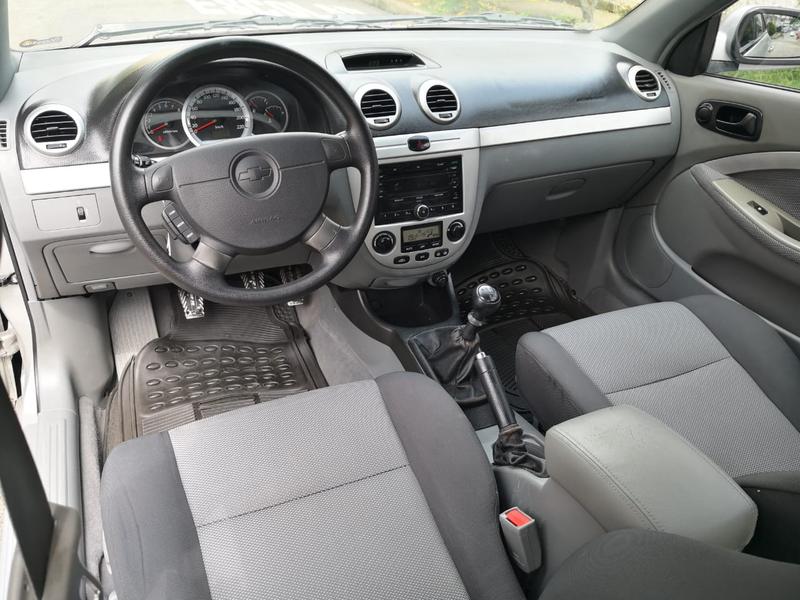 Chevrolet Optra • 2009 • 107,000 km 6