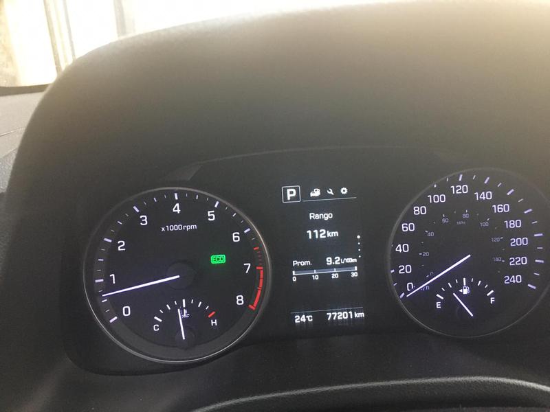 Hyundai Elantra • 2017 • 80,000 km 5