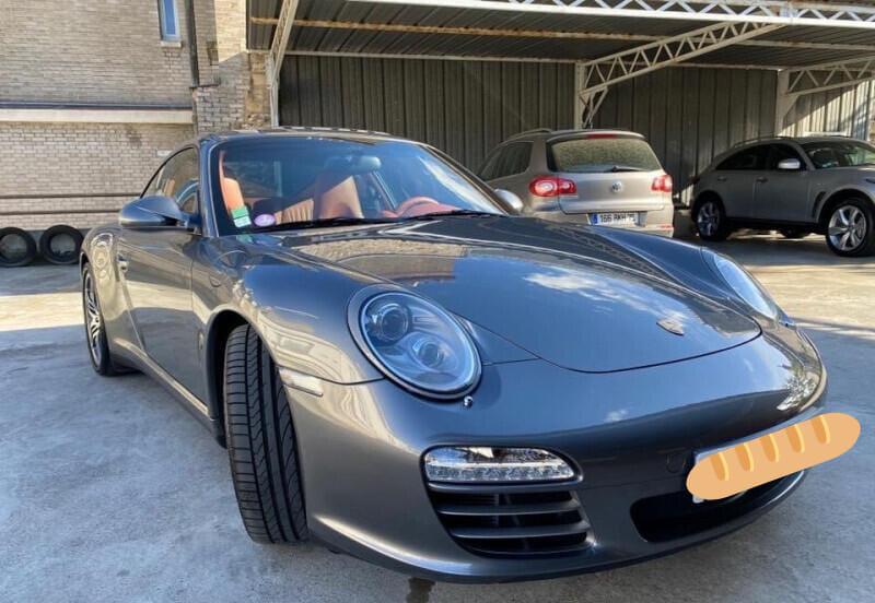 Porsche 911 Carrera • 2009 • 47,537 km 4