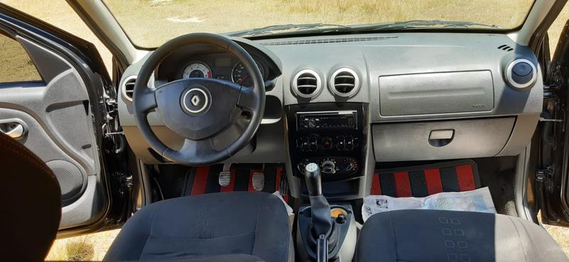 Renault 12 • 2012 • 94,000 km 8