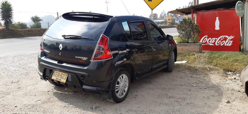 Renault 12 • 2012 • 94,000 km 5