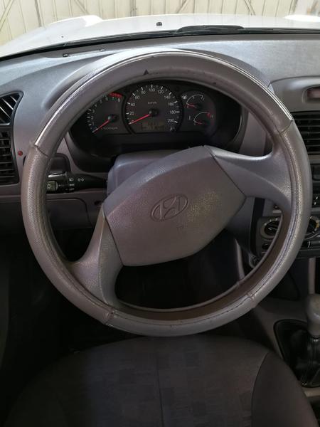 Hyundai Verna • 2004 • 71,000 km 1