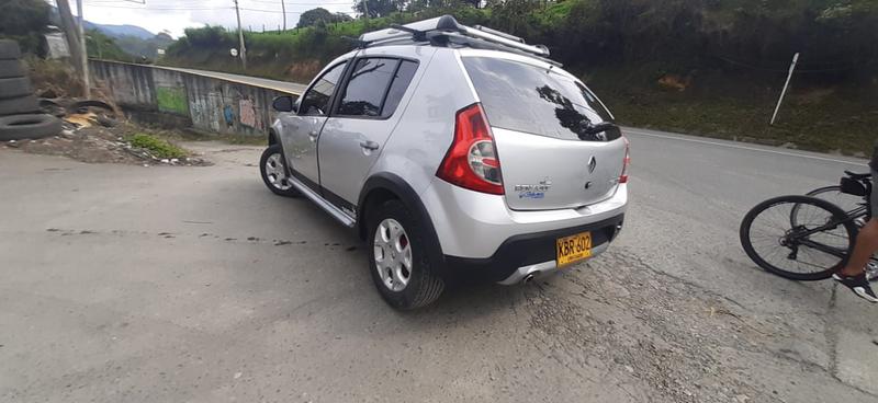 Renault Stepway • 2010 • 124,699 km 11