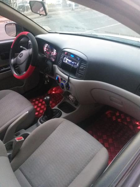 Hyundai Accent • 2011 • 122,000 km 2