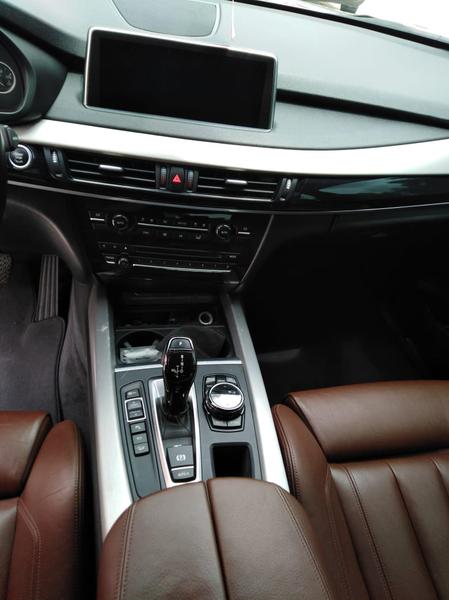 BMW X5 • 2015 • 88,000 km 7