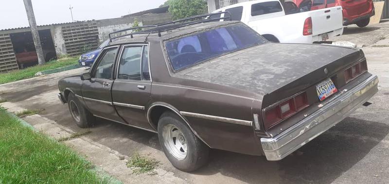 Chevrolet Impala • 1981 • 500,000 km 4