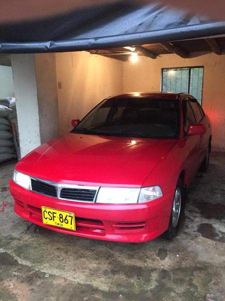 Mitsubishi  • 1997 • 215,000 km 3