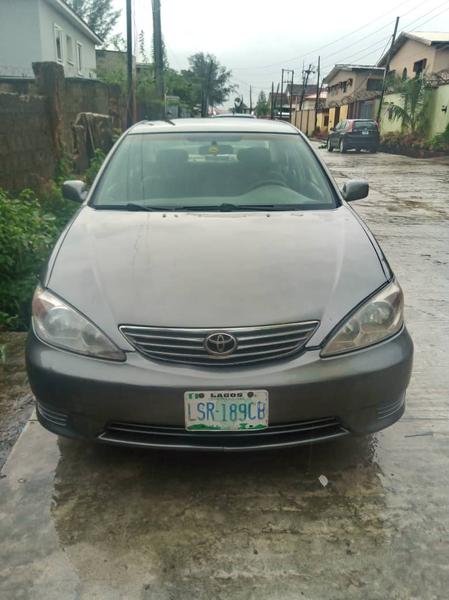 Toyota Camry • 2004 • 750 km 1